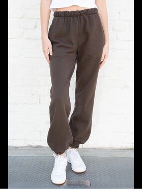 Brandy Melville ROSA SWEATPANTS